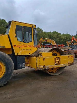 사용 된 Bomag BW-217D 도로 롤러 30% 등급 능력 좋은 상태