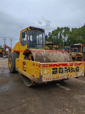 사용 된 Bomag BW-217D 도로 롤러 30% 등급 능력 좋은 상태