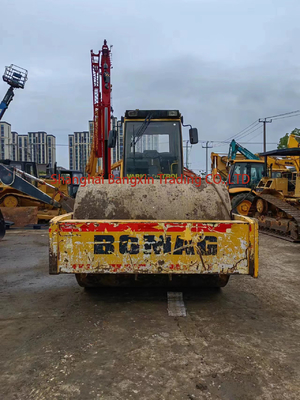사용 된 Bomag BW-217D 도로 롤러 30% 등급 능력 좋은 상태