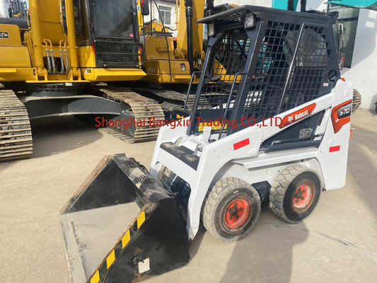 일본에서 사용 된 Bobcat 스키드 스티어 로더 S70 강력한 힘과 수압 안정성