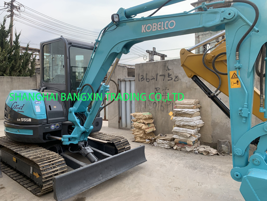 좋은 상태 Kobelco SK55SR 미니 발굴기 강한 힘과 수압 안정성