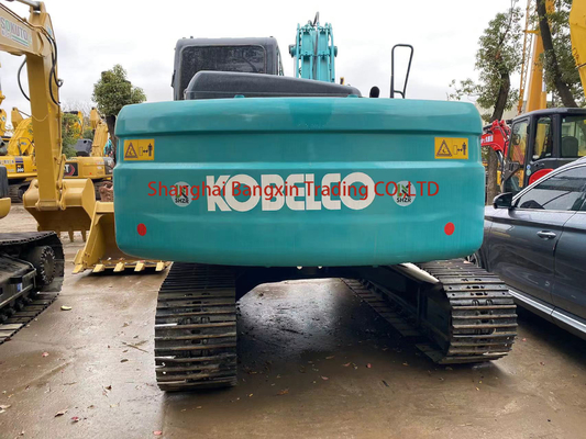 좋은 상태의 발굴기를 찾고 있습니다 우리의 사용 된 Kobelco SK140 기계 확인