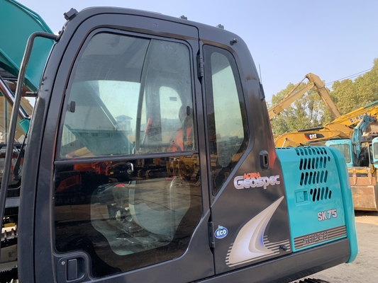 Kobelco SK75 발굴기 사용 및 좋은 상태 엔지니어링 건설에 이상적입니다