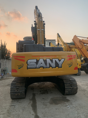 사용 된 Sany SY215 발굴기 강한 힘과 수압 안정성