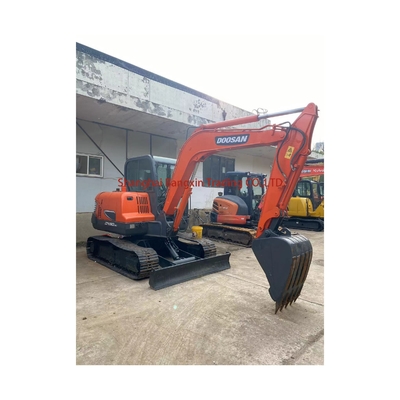 좋은 상태 모든 기능과 함께 좋은 작동 상태 Doosan DX60 발굴기