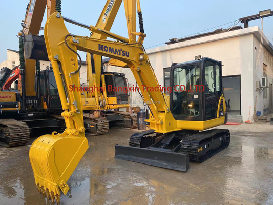 사용 된 코마쓰 PC56 발굴기 0.25 버킷 용량 및 5600 KG 기계 무게