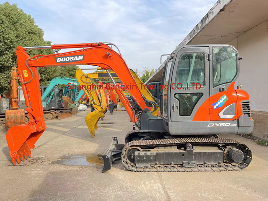 상하이에서 가장 좋은 Doosan DX60 사용 미니 발굴기 EPA/CE 인증