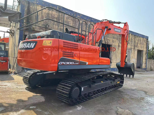 사용 된 Doosan DX300LC-9C 발굴기 EPA/CE 인증과 30000kg 무게