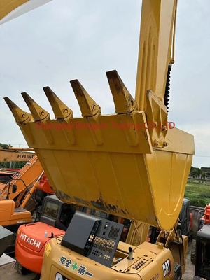 20000 KG 사용 된 코마쓰 PC200 발굴기 1 배트 용량 우수한 상태