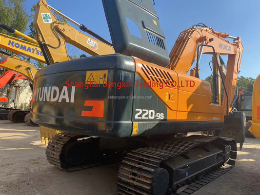 22000 KG 기계 무게 사용 된 현대 R220-9S 발굴기 중고용 커민스 엔진