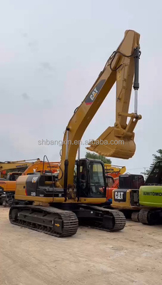 우수한 작업 성능과 원본 수압 펌프와 함께 사용 된 Cat 320D2 발굴기