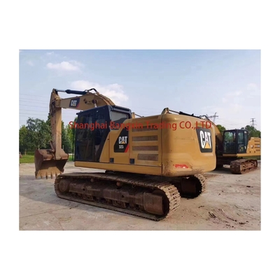 좋은 상태 사용 된 발굴기 Cat 323 23000 KG 기계 무게 일본