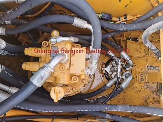 좋은 상태 사용 된 발굴기 Cat 323 23000 KG 기계 무게 일본