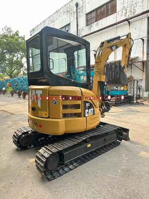 강한 힘과 수압 안정성 소 기계 사용 미니 발굴기 CAT 303